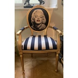 Casa Padrino Barock Esszimmer Stuhl Marilyn Monroe mit Armlehnen und Streifen