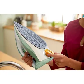 Philips 7000 Series DST7012/70 SteamGlide Plus grau