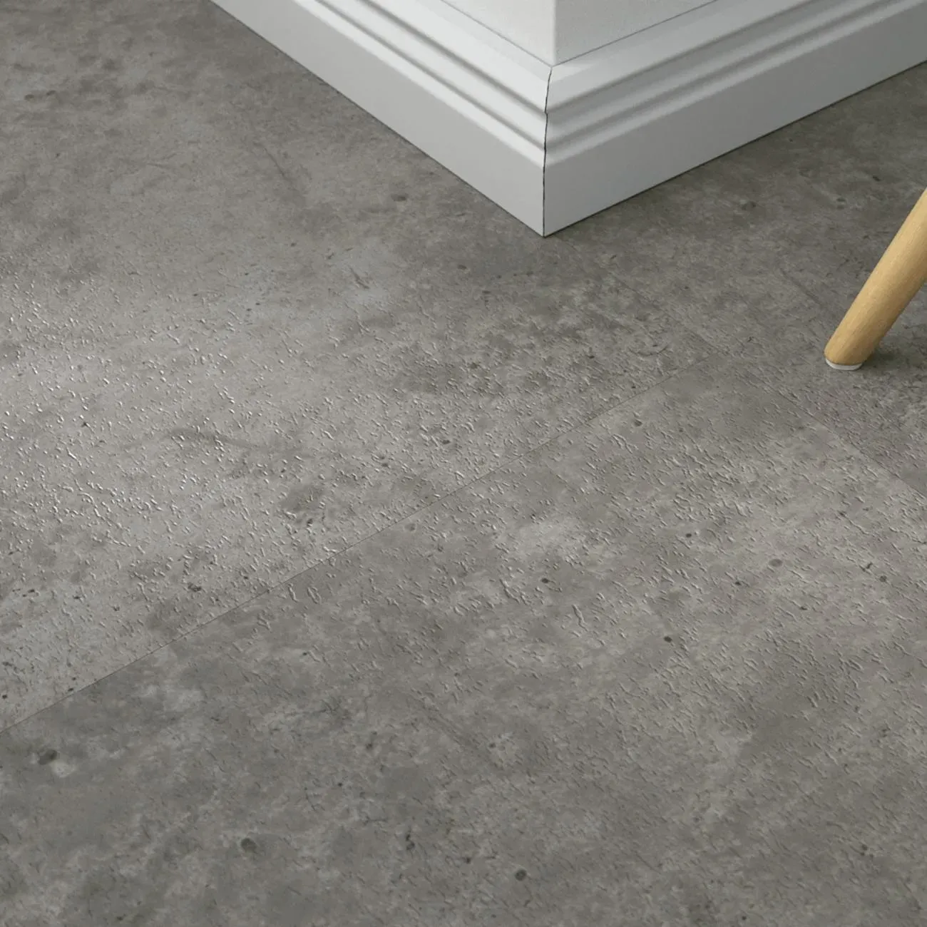 Klebe-Vinyl Industrial Concrete Dark – inkl. Dämmung & Fußleisten