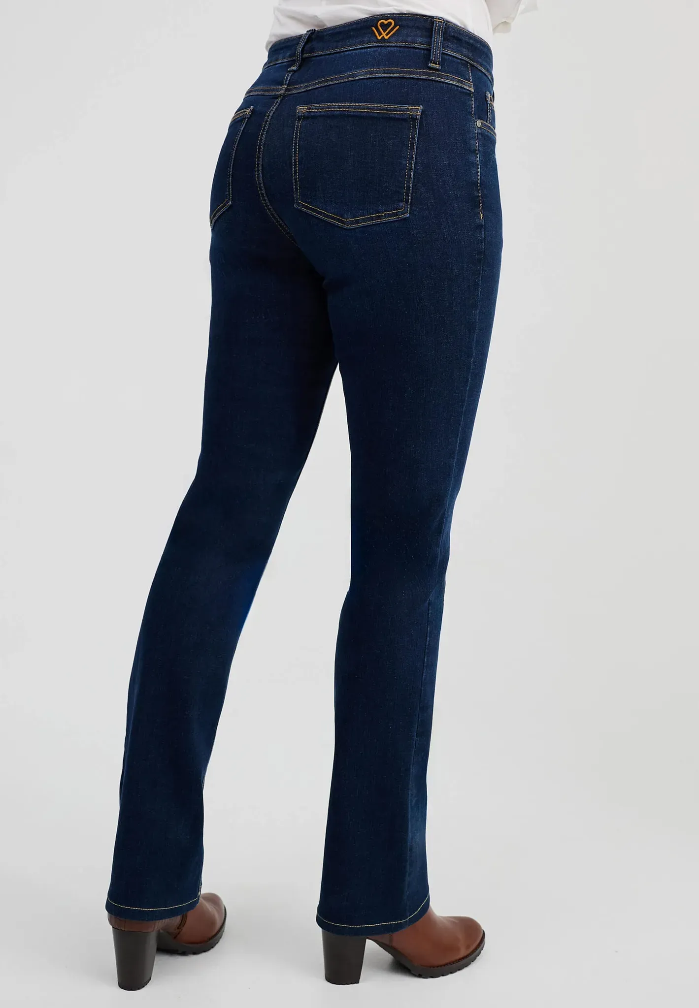 Bootcut-Jeans WONDERJEANS, Damen, Gr. 42, Länge 32, blau (authentic blau used), Denim/Jeans, Obermaterial: 88% Baumwolle, 8% Polyester, 4% Elasthan, figurbetont lang, Jeans, Figurbetonte Form mit leicht ausgestelltem Bein