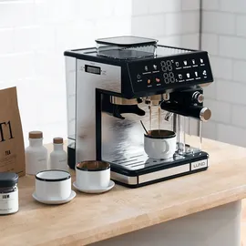 LUND Kaffeevollautomat mit Milchaufschäumer und Mahlwerk, 1350W