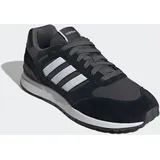 Core Black / Cloud White / Grey Six 44