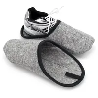 Pantoffelmann Museumspantoffel leicht faltbar Überzieher Überpantoffel Überschuh Pantoffel (1 Paar) Filzpantoffeln, Gästepantoffel besonders leicht grau 41-46 EU