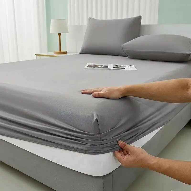 【3 € Rabatt ab 10 €】Ochama 40S 200er-Strahlkraft 100 % Baumwolle Spannbettlaken mit Rundum-Schutz, rutschfeste elastische Ecken - Grau 180x200 cm