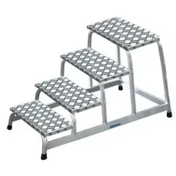 Montage-Tritt aus Aluminium, mit 4 Stufen