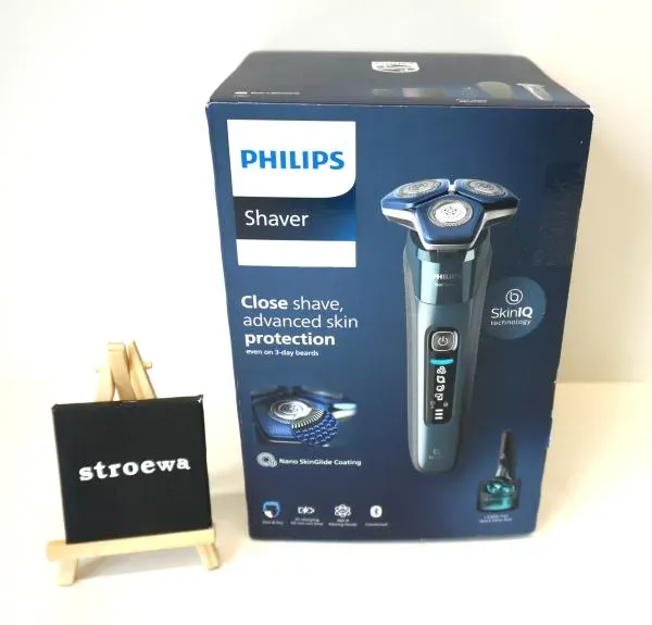 Preisvergleich Produktbild Philips Shaver Series 7000 Nass-Trockenrasierer S7882/54