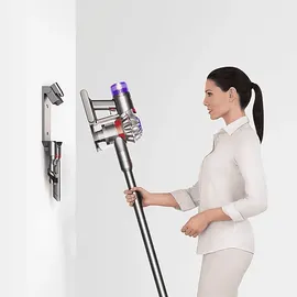 Dyson V8 Advanced silber/nickel