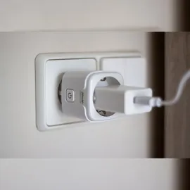 Alecto SMART-PLUG20 - Smarter WLAN-Zwischenstecker mit Stromzähler, 16 A, 3680 W, 2er-Pack, Weiß