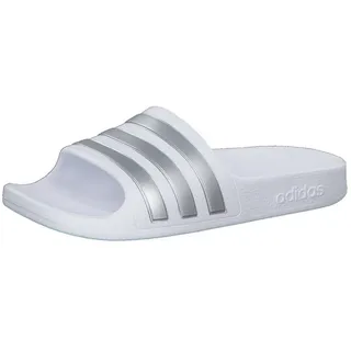 Cloud White / Silver Metallicallic / Cloud White 31