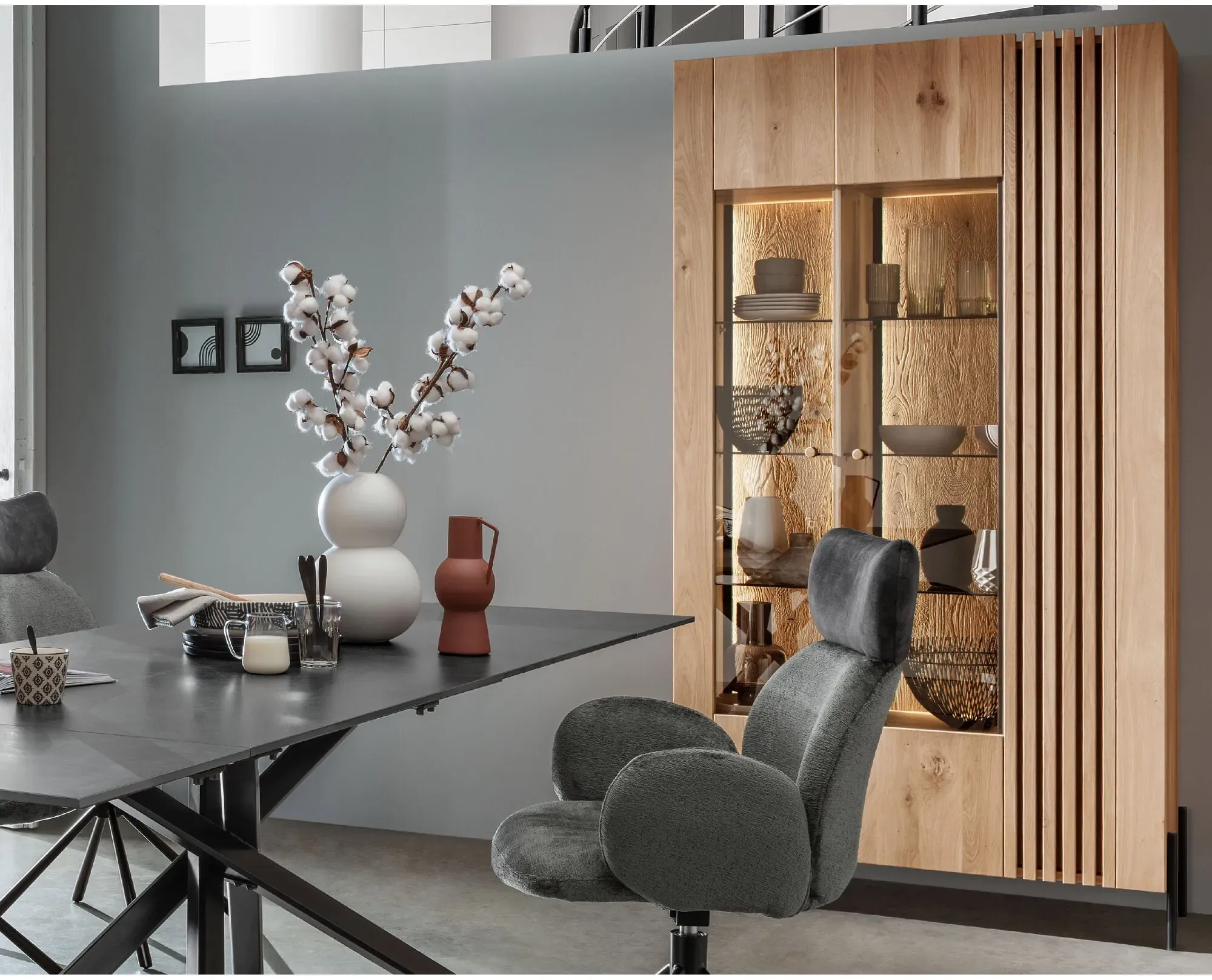 Massivholz »Ascona« Doppelvitrine IV 106x200x45 cm / Rückwand sandgestrahlt / ohne Beleuchtung
