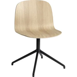 Muuto Visu Wide Stuhl Eiche Natur Schwarz
