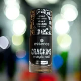 Essence CRACKING magic 8 ML