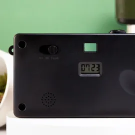 camp snap CS-V105 – Retro Digitalkamera im Vintage-Look, mit Vintage-Fotoeffekten, ohne Display, 8MP, USB-C, SD-Slot, grün