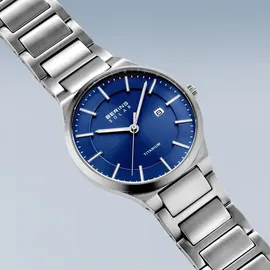 BERING Solar Titan 39 mm 15239-777