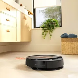 IROBOT Roomba Combo j9+ Saug-/Wischroboter inkl. Absaugstation (C975840)