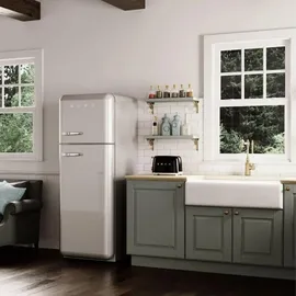 Smeg TSF01BLEU Schwarz / Hochglanz