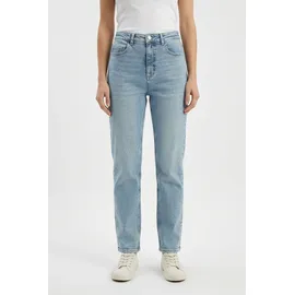 Vero Moda Female Slim Fit Jeans VMROSIE Mid Rise Slim Fit Jeans - M / 32L