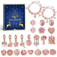 Adventskalender 2025 Mädchen, Adventskalender 2025 Kinder, 24 Tage Schmuck Adventskalenders mit DIY Schmuck Bastelset Geschenk 22 Charm Beads 2 Armbänder für Kinder Teenager Mädchen (Gold)