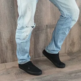 Vans Authentic in Schwarz