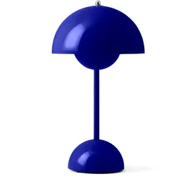 &Tradition - Flowerpot Akku Tischleuchte VP9 mit magnetischem Ladekabel, glänzend, kobaltblau