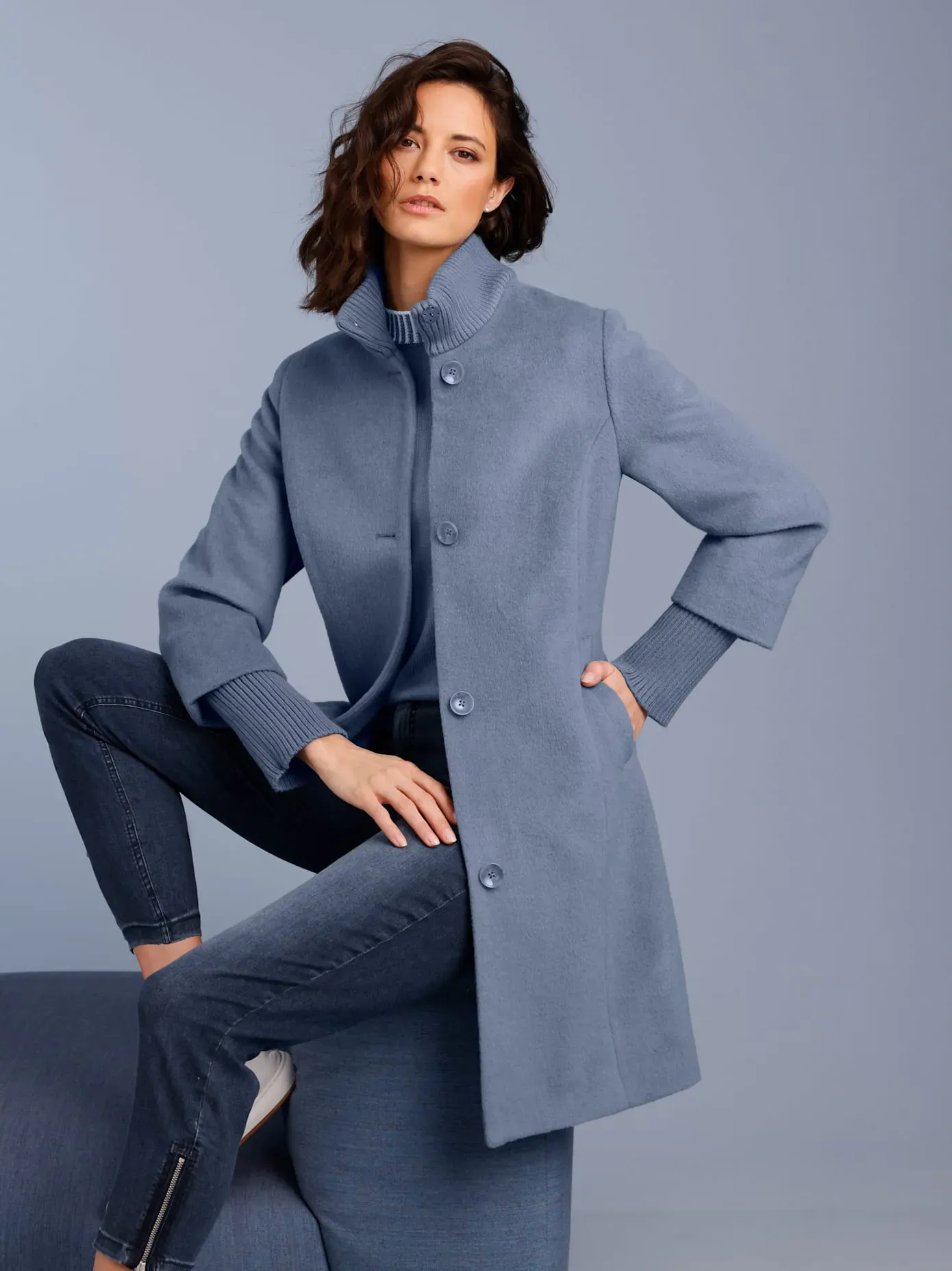 Kurzmantel MANISA, Damen, Gr. 42, taubenblau, 50% Polyester, 50% Wolle, Bündchen:100% Polyacryl, unifarben, unifarben mit Farbeinsatz, unifarben mit Farbeinsätzen, Mäntel Kurzmantel