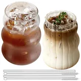 2 Stück Gerippte Trinkgläser Set, 530ml Gläser, Eiskaffee Gläser Einer hat Streifen und Einer ist Glatt, Bubble Gläser mit 2 Strohhalme und Strohbürste, Gerippte Gläser, Latte Macchiato Gläser