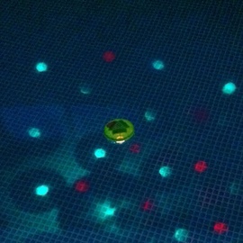 Steinbach LED-Unterwasser Lichtshow