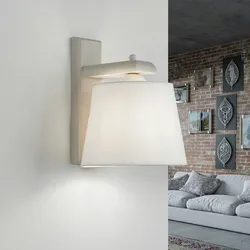 Licht-Erlebnisse Wohnliche Wandlampe BEVERELY Holz 3-flmg Leuchte