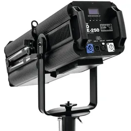 Eurolite LED PFE-250 3000K Stroboskop Weiß