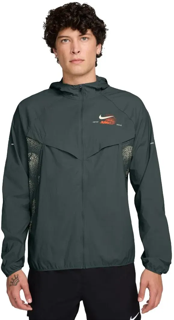 Nike Herren Stride UV Repel Dust Dreams Jacket grün