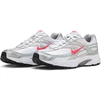 Nike Initiator Damen White/Metallic Silver/Mist Blue/Cherry 42,5