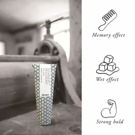 Davines more inside Strong Hold Cream Gel