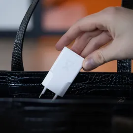 Xtorm Go2 SlimLine Wand-Ladegerät 25W 1x USB-C/ 1x USB-A weiß