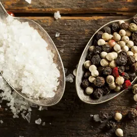 Relaxdays Salz- und Pfeffermühlen-Set weiß/schwarz 30,0 cm 2-tlg.