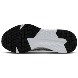 Nike Run Defy Weiss/Schwarz 42