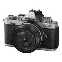 Nikon Z fc + Nikkor Z 28 mm F2,8 Special Edition