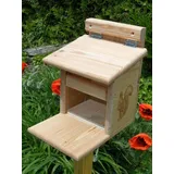 Hochwertig Imprägniertes Eichhörnchenfutterhaus Eichhörnchen Haus Kobel Futterstation, von Hand gefertigt im Bayerischen Wald