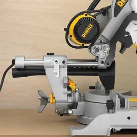 DeWalt DWS780