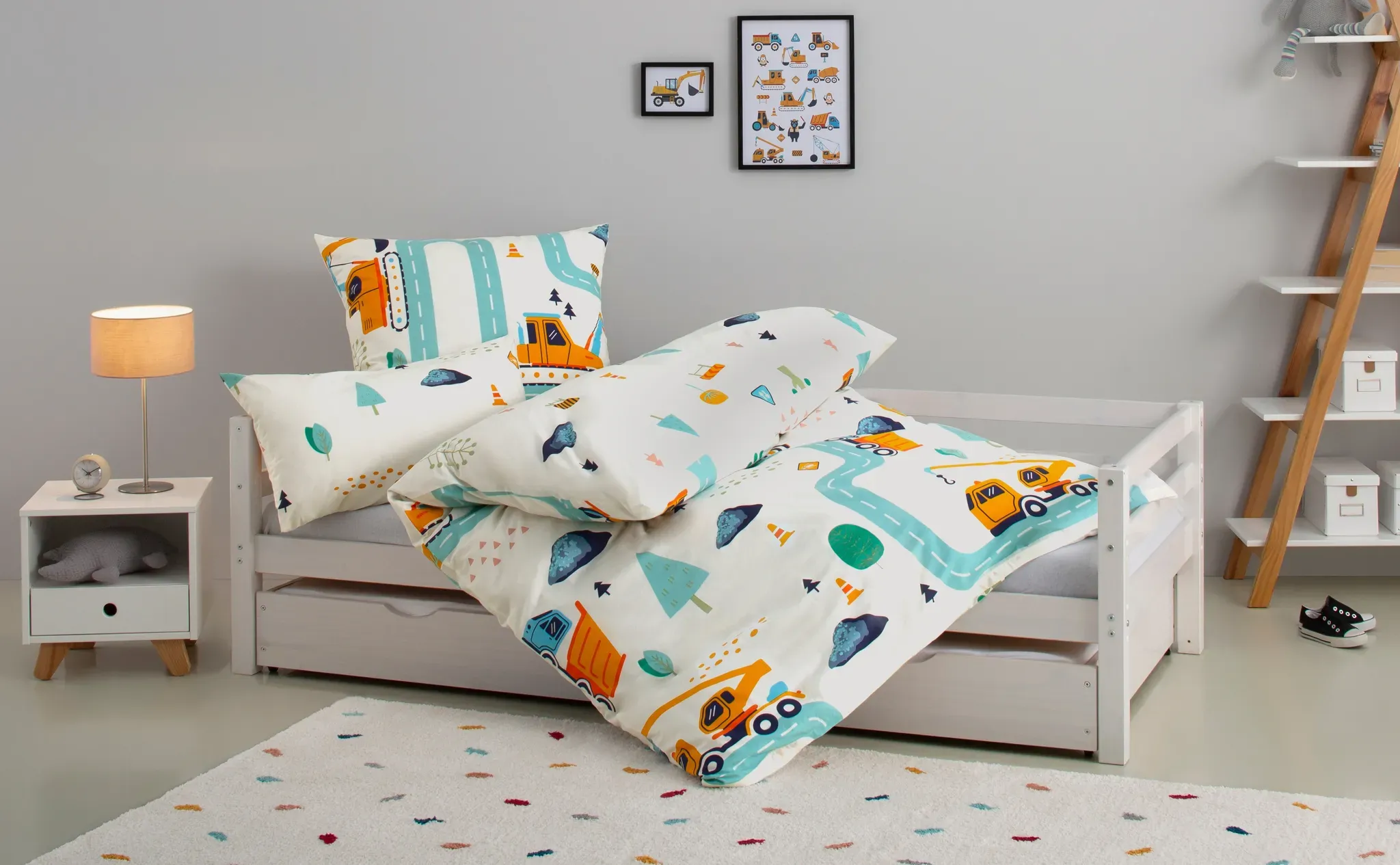 Lüttenhütt Kinderbettwäsche »CUDDLEE«, in vielen Designs: Dino, Einhorn, Weltraum, Baustelle, Herz, Trecker Lüttenhütt Baustelle B/L: 135 cm x 200 cm