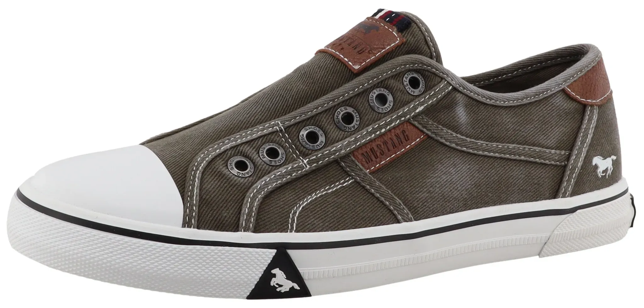 Slip-On Sneaker MUSTANG SHOES 