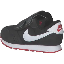 Nike MD Valiant Babys und Kleinkinder Black/Dark Smoke Grey/University Red/White 19,5