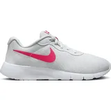 Nike Tanjun Go Sneaker Jungen 003 - black/white-white 36.5 für Kinder, weiß, Größe 20 EU