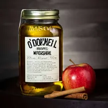 O'Donnell Moonshine Bratapfel 20% Vol. 0,7 l Geschenkset