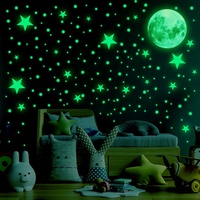 Leuchtsterne Wandsticker, 435 Stück Leuchtsticker Kinderzimmer Wandtattoo Mond und Sterne Fluoreszierend Wandaufkleber, Leuchtsterne Selbstklebend für Kinderzimmer Dekorative Aufkleber