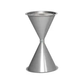VAR Standascher, aus Kunststoff silber