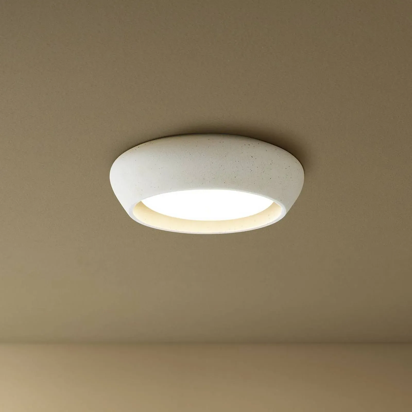 Beacon Lighting Deckenlampe Fjord, dimmbar, alu / grau / zink, für Wohn- / Esszimmer, Gips / Ton, Deckenlampe - 28 cm - 28 cm - 7.5 cm