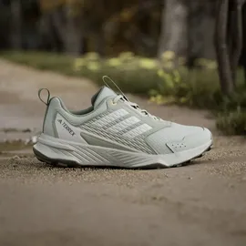adidas Tracefinder Herren Halo Green/Off White/Lucid Tangerine 45
