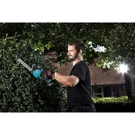 Makita DUM604RFX inkl. 1 x 3,0 Ah + Schnellladegerät