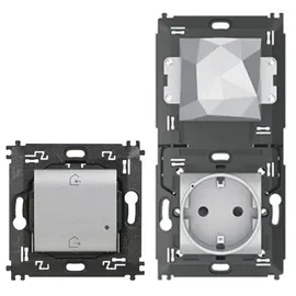 Legrand Gateway + Steckdose Bticino NT4501C
