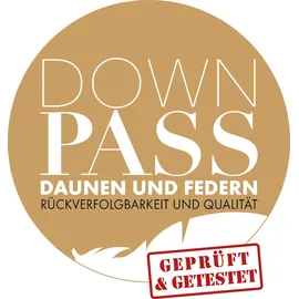 Haeussling 3-Kammer-Kopfkissen »Kuscheltraum, Kissen mit Hausstaub- & Milbenbarriere«, Füllung: Außenkammern mit 60% Daunen, 40% Federn, Bezug: 100% Baumwolle, (1 St.), Kopfkissen 40x80 cm, 80x80cm, Made in Germany weiß